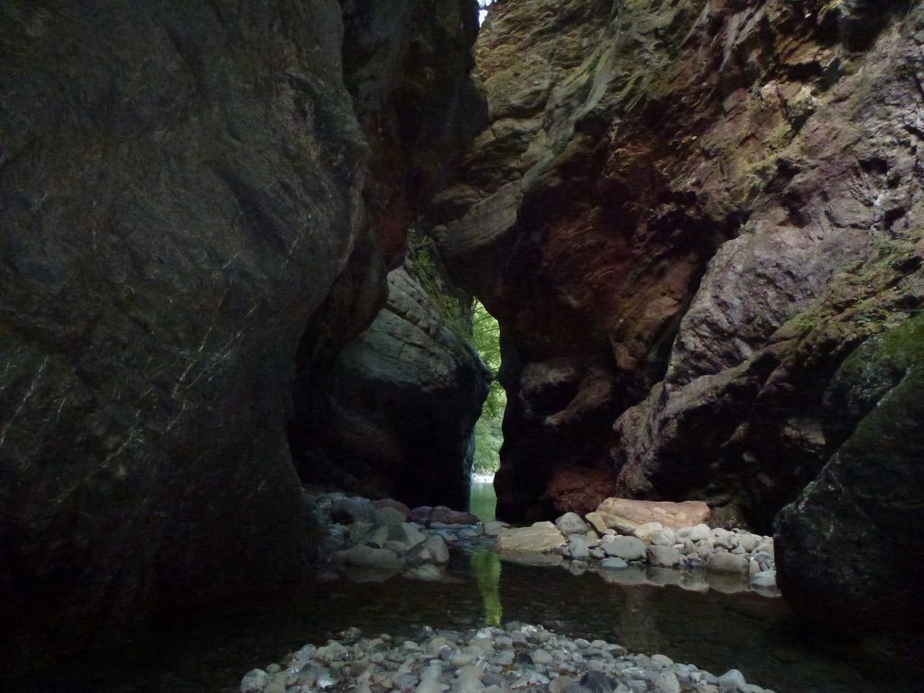 gli stretti di giaredo a pontremoli-jpeg